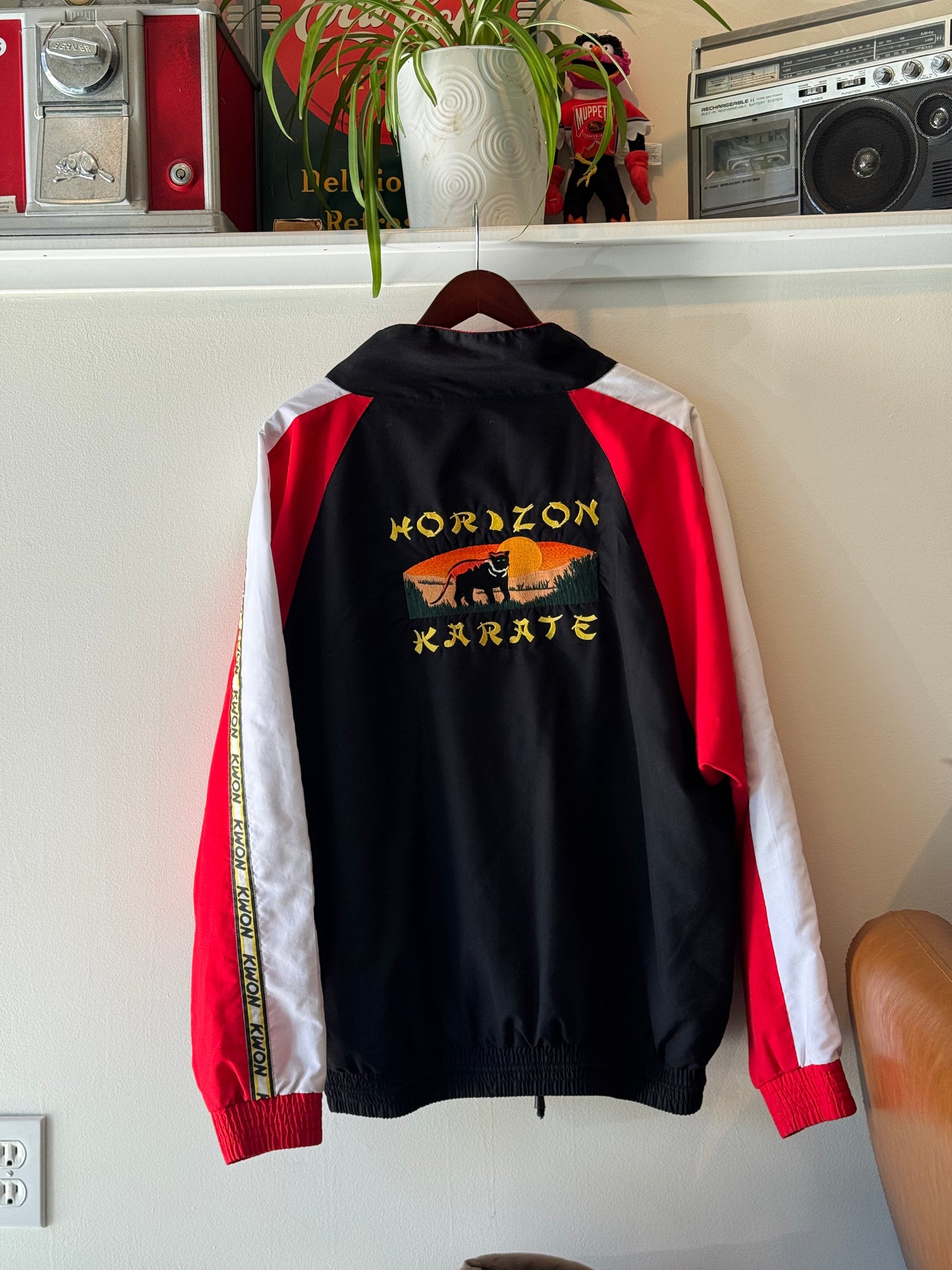 Size L | Kwon Jacket