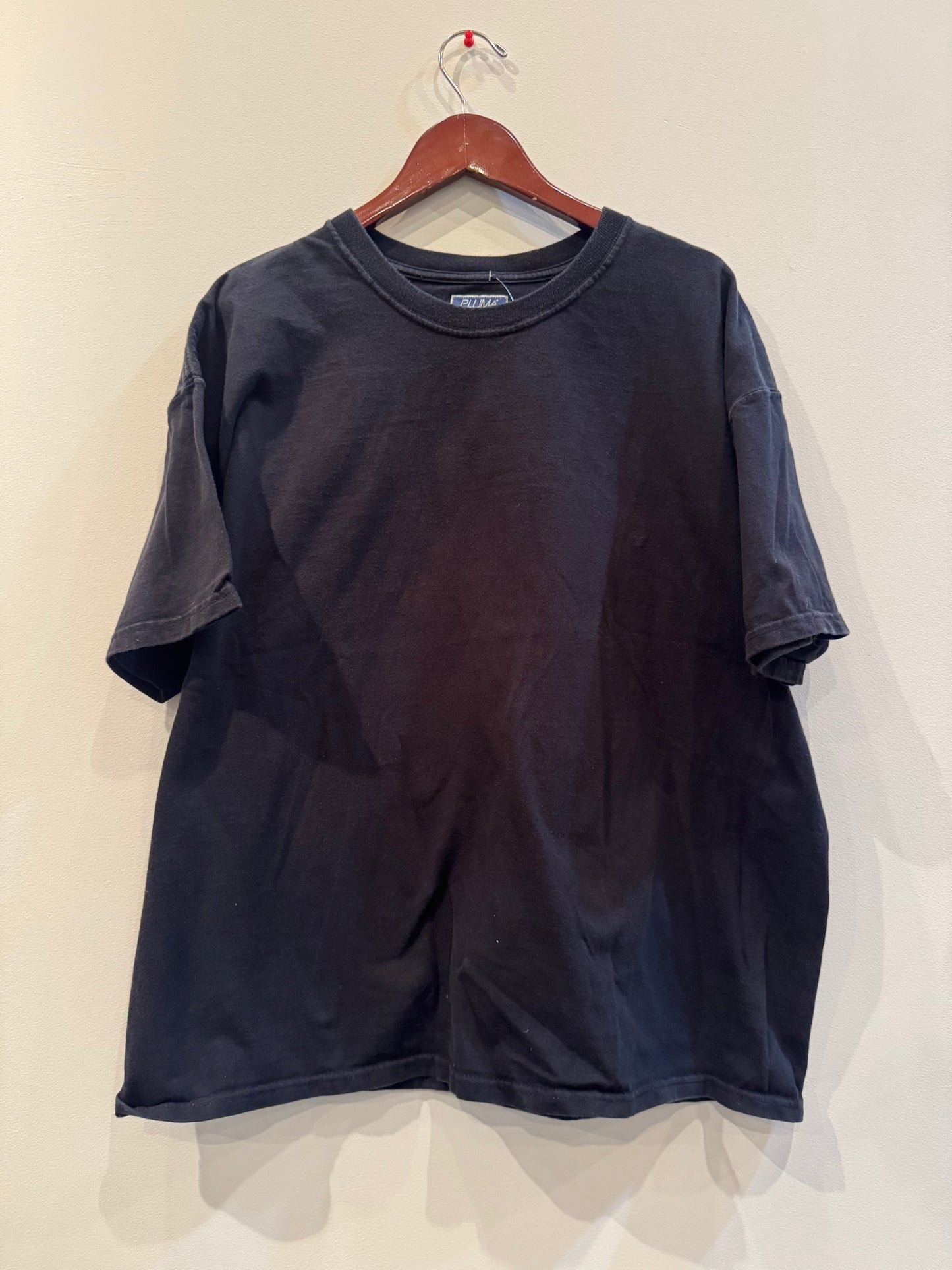 Black Pluma Tee