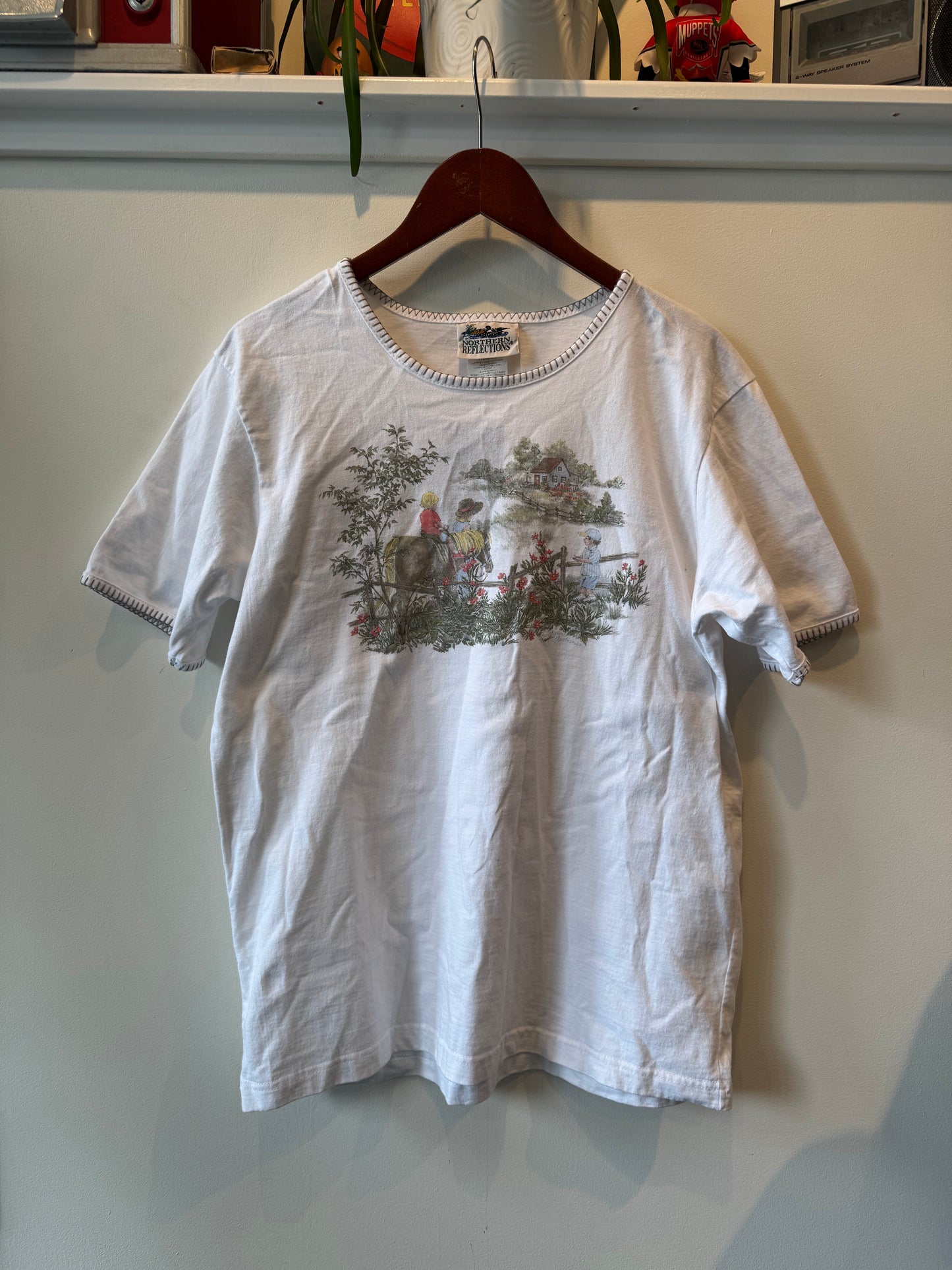 Size M | Northern Reflections Horse Scenic Tee